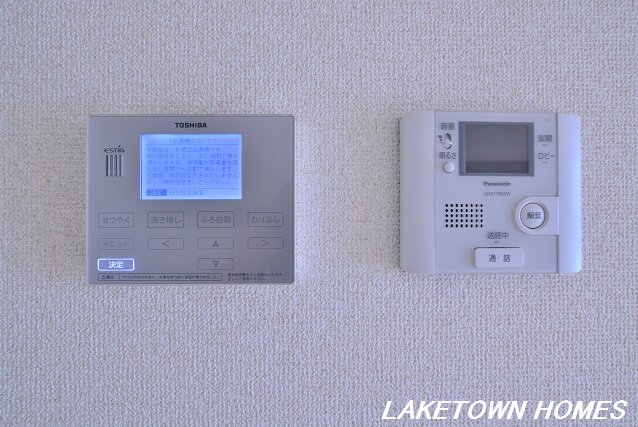 セキュリティ　来訪者の確認が出来るモニター付インターホンです。