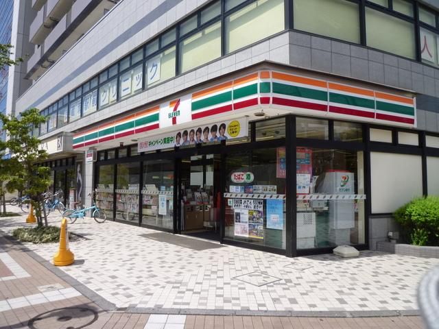 コンビニ　セブンイレブン（コンビニ）まで1m