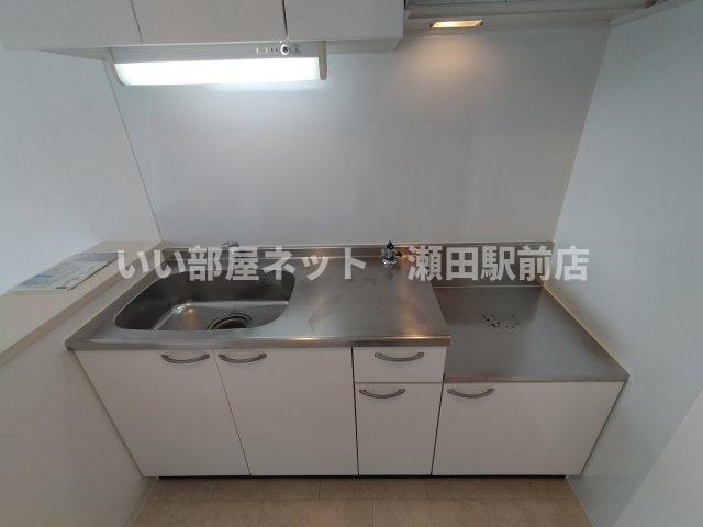 キッチン　※同建物の別のお部屋の写真です。