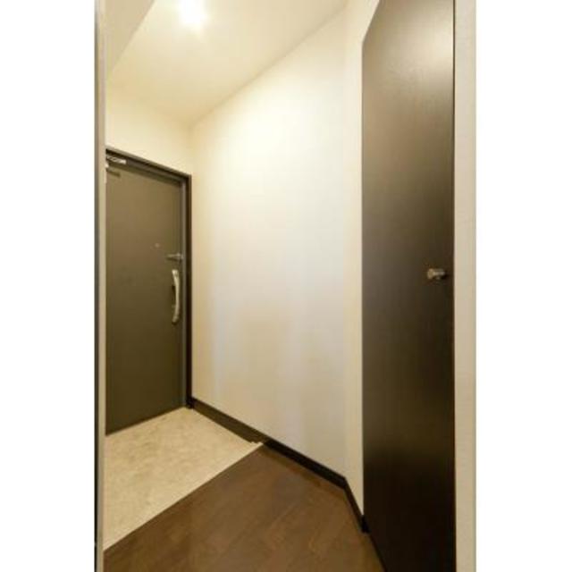 玄関　※写真は同タイプ住戸です。