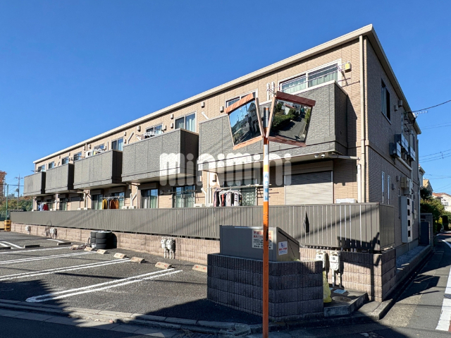 建物外観　築浅でオシャレな物件です