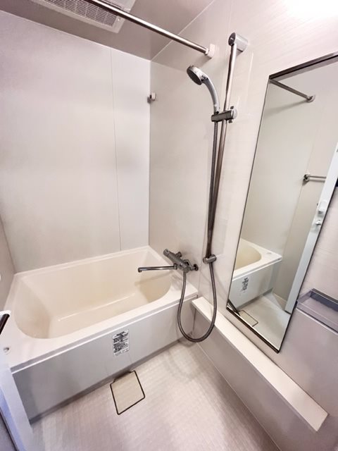バス・シャワールーム　別部屋参考写真