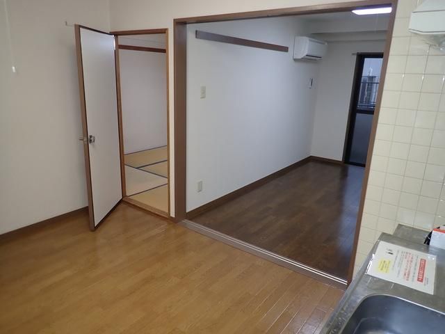居室・リビング　他部屋参考写真