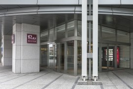 ショッピングセンター　Pedi汐留（ショッピングセンター）まで694m