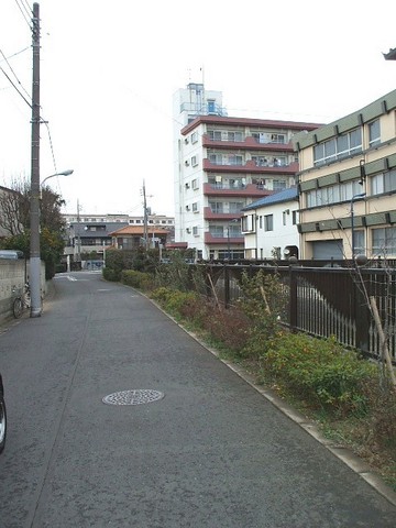その他　物件前の道路です♪