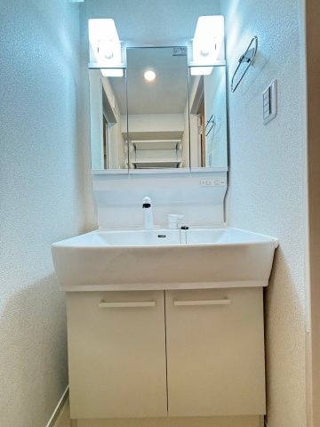 洗面設備　詳細は、RISUMO江坂本店までお問合せください♪