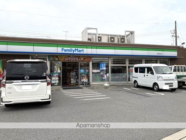 コンビニ　ファミリーマート東海富木島店（コンビニ）まで277m