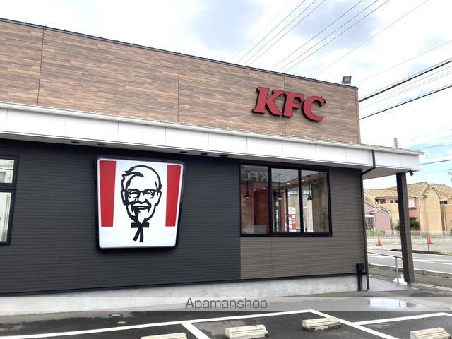 飲食店　ケンタッキーフライドチキン東海店（飲食店）まで492m