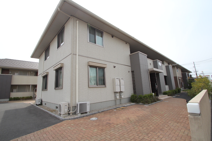 建物外観　Nスタイルホームにお任せ下さい♪