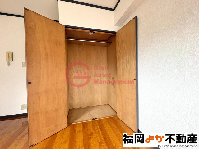 収納　【１００１号室実写真】たっぷりとした収納スペースです