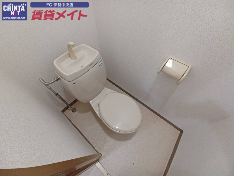 トイレ　同型参考写真
