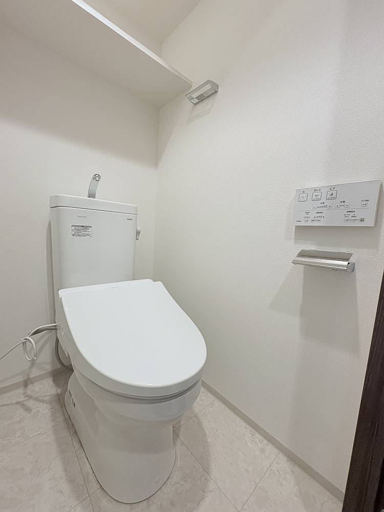 トイレ　トイレもきれいです