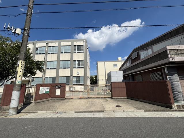 中学校　豊正中学校（中学校）まで1973m