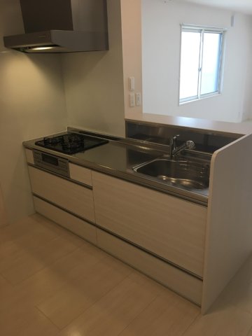 キッチン　内装は同建物の参考写真です。