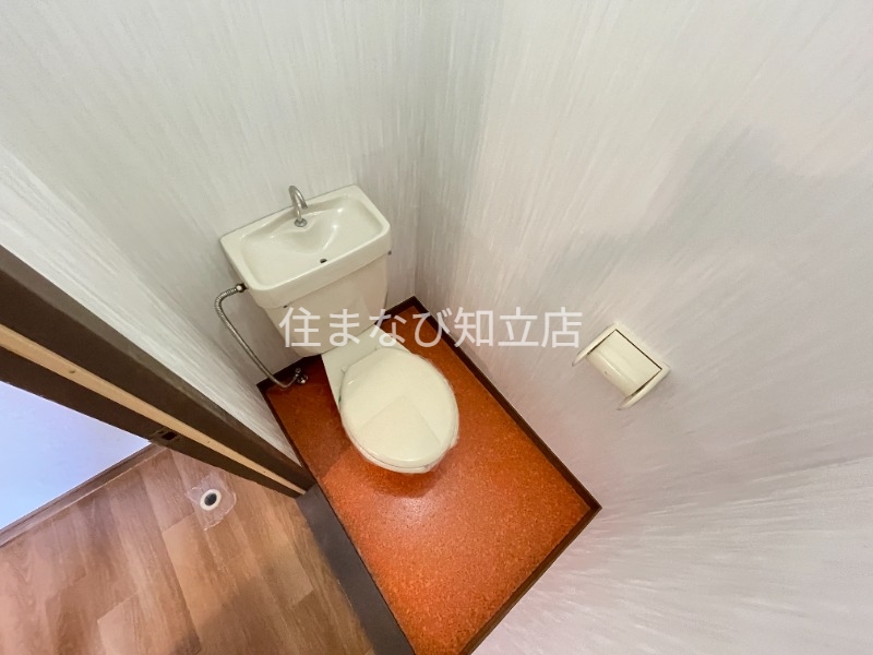 トイレ　別室同型写真