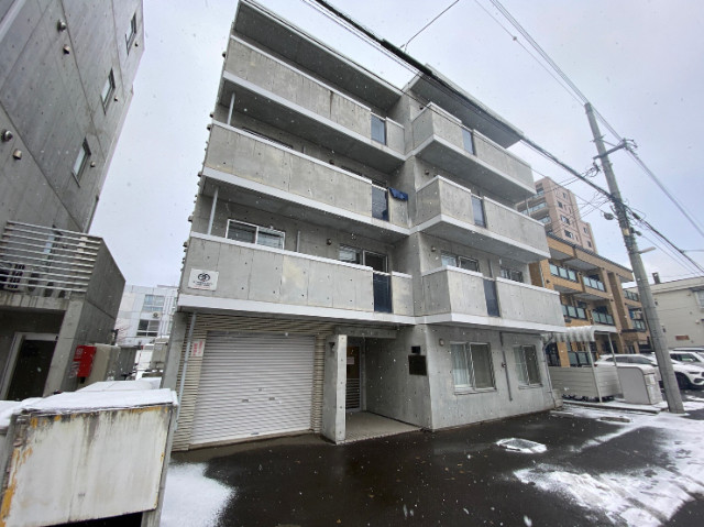 建物外観　札幌市中央区南４条西「グランドサクセス南円山」