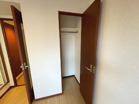 ＪＲ奈良線 桃山駅 徒歩4分 3階建 築43年の内装写真