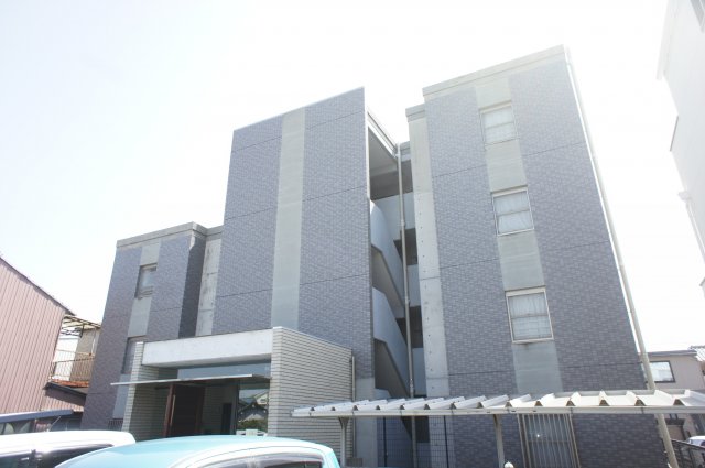 建物外観　グリーンハイム三軒