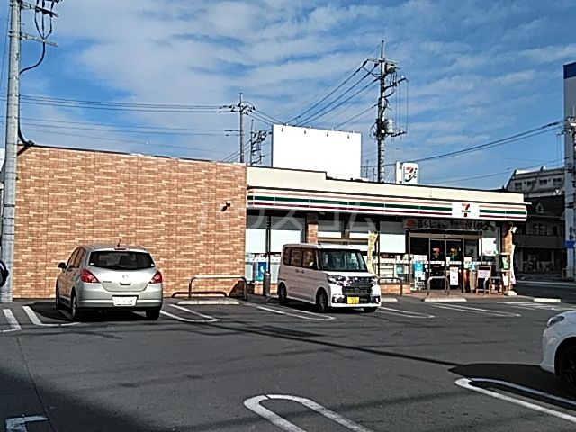 コンビニ　セブンイレブン宇都宮元今泉店（コンビニ）まで462m