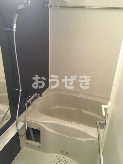 バス・シャワールーム　?