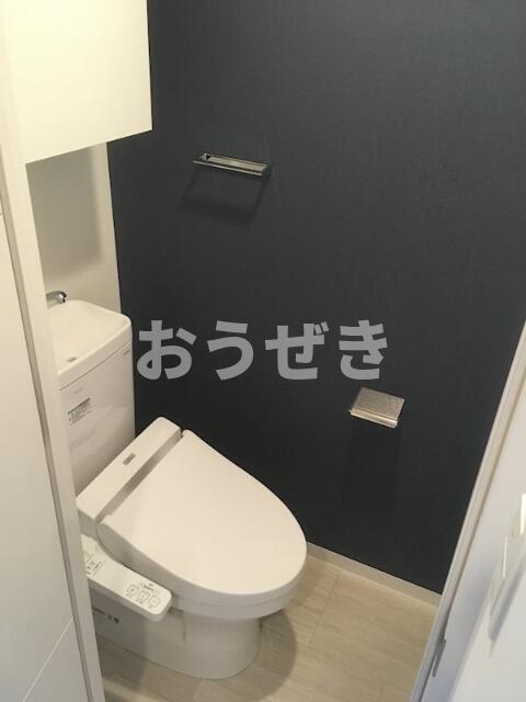 トイレ　?