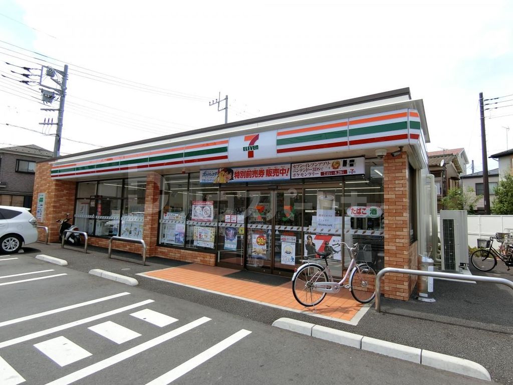 コンビニ　セブンイレブン越谷登戸町店（コンビニ）まで360m