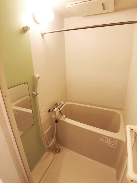 バス・シャワールーム　別部屋同仕様タイプ
