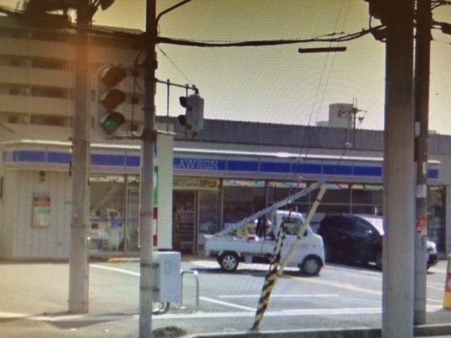 コンビニ　ローソン長吉長原二丁目店（コンビニ）まで332m