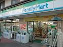 コンビニ　ファミリーマート津河芸町中別保店（コンビニ）まで340m