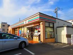 コンビニ　セブンイレブン 江戸川新堀2丁目店（コンビニ）まで740m
