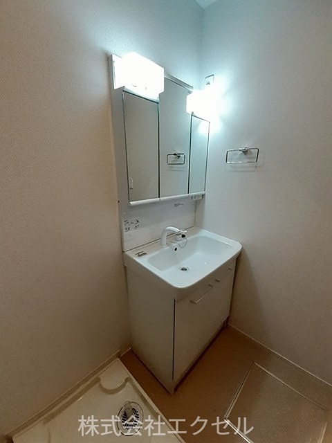 洗面設備　独立洗面台です。