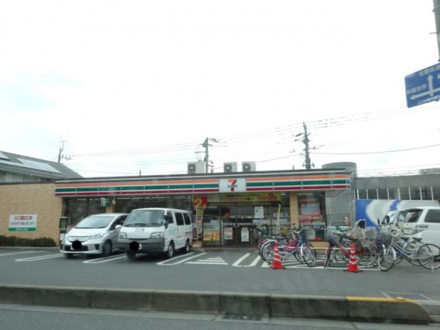 コンビニ　セブンイレブン川口東本郷店（コンビニ）まで458m