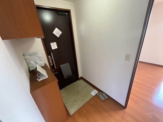 セキュリティ　隣の部屋の写真です。