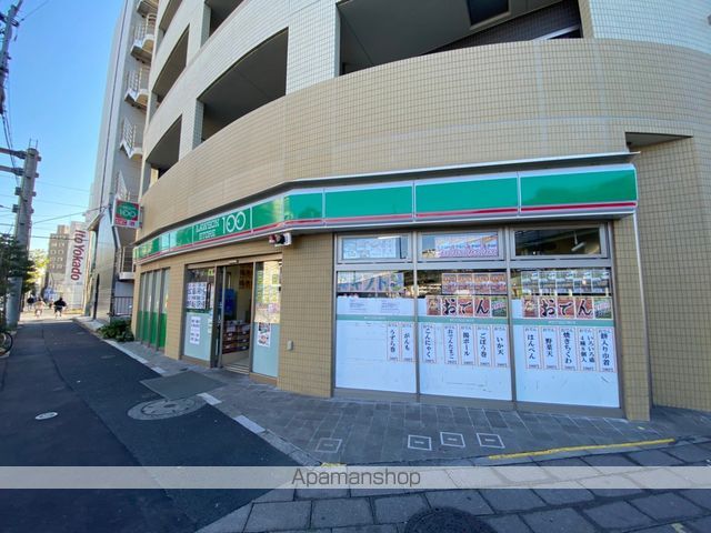 コンビニ　ローソンストア１００（コンビニ）まで1576m