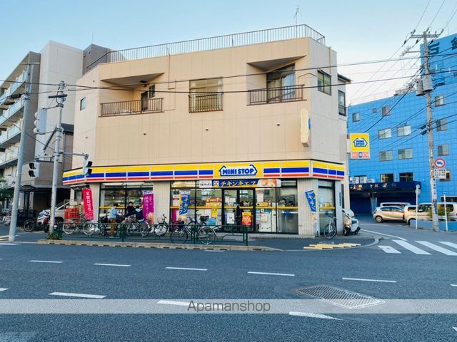 コンビニ　ミニストップ（コンビニ）まで2051m