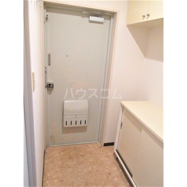 リヴェールヒルズあざみ野の玄関写真