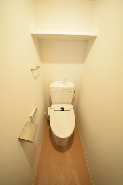 ラクラス中野富士見町のトイレ写真