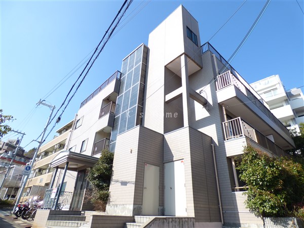 建物外観　外観・中央区で人気の山本通です！
