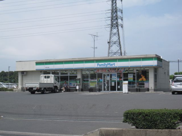 コンビニ　ファミリーマート埼玉県立がんセンター店（コンビニ）まで1821m