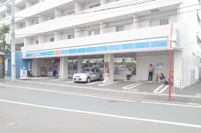 コンビニ　ローソン聖マリアンナ医大前店（コンビニ）まで591m