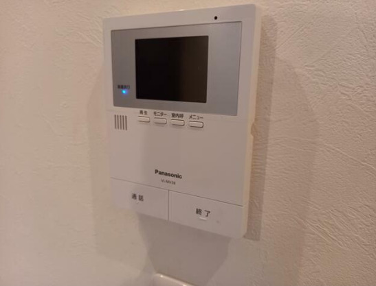 セキュリティ　モニター付きインターホンです