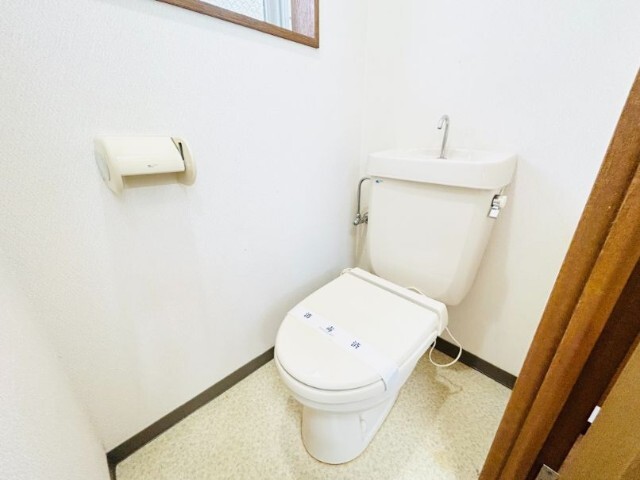 エステート稲垣のトイレ写真