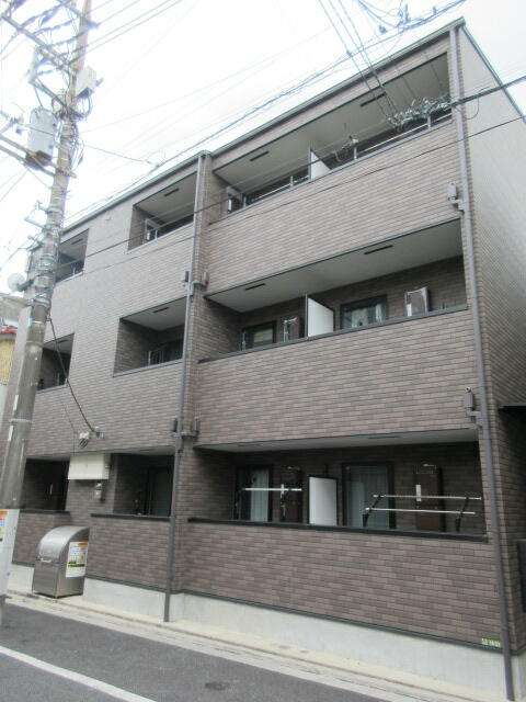 東京メトロ千代田線 町屋駅 徒歩8分 築6年