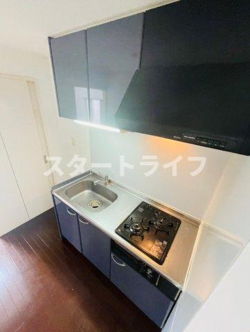 地下鉄御堂筋線 西中島南方駅 徒歩10分 8階建 築21年のキッチン写真