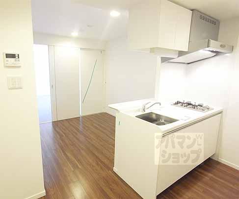 阪急嵐山線 上桂駅 徒歩10分 5階建 築15年のキッチン写真