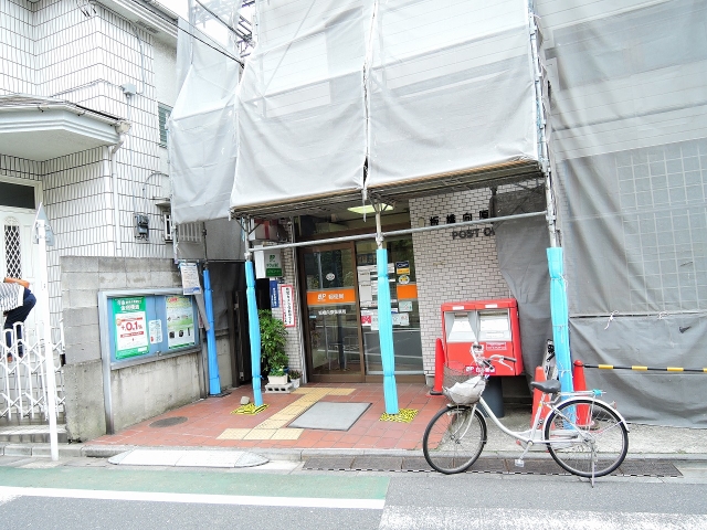 central crestの周辺写真