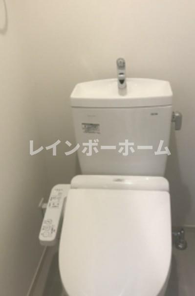 ＪＲ高崎線 桶川駅 徒歩8分 3階建 築5年のトイレ写真