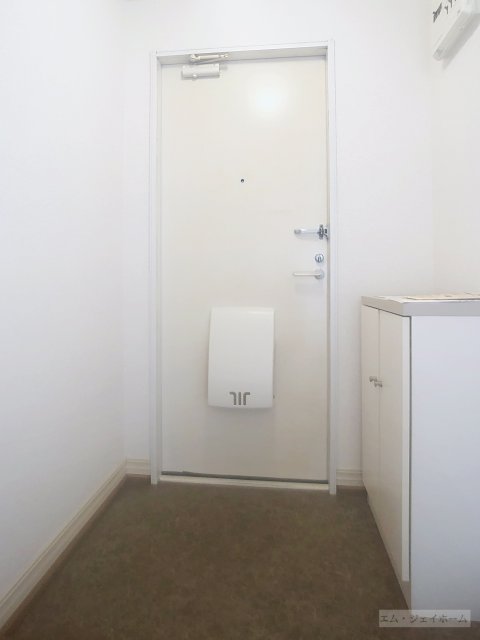 メゾンフレグランスの玄関写真