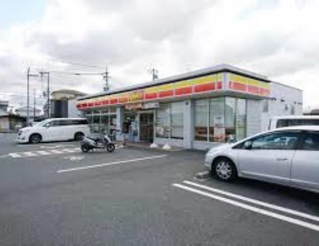 コンビニ　デイリーヤマザキ恵我之荘南（コンビニ）まで571m