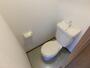 トイレ　トイレ内コンセントあります。